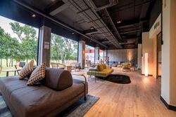 Boon Lay Drive (D22), Apartment #377780971